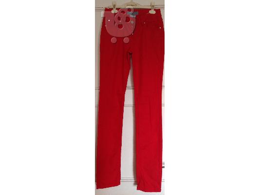 PoulaTo: Zara jeans κόκκινο No 34